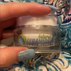 natural cermamides youth cream